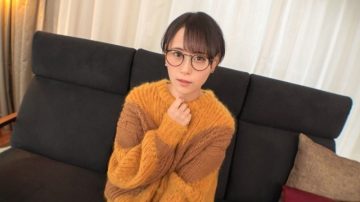 SIRO-4712 [First shot] [Innocent whitening skin] [Curious precocious Musume] Introductory glasses girl with only one experienced person appears.