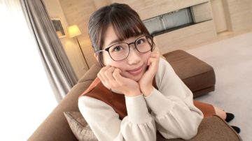 SIRO-4822 [First shot] [Glasses girls] [Blow job with thick sticking] Excavation of a sensitive, sullen and lascivious girl who looks serious and repeats the tide.