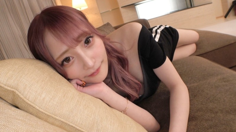SIRO-4927 [Shaved gal] A beautiful gal with a crisp look!